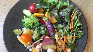 Cosme Kitchen Adaptation 表参道ヒルズ店