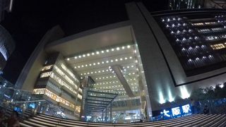 JR大阪駅付属の大型商業施設