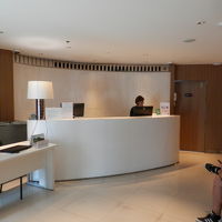 フロントデスク