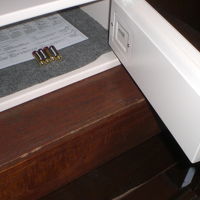 セーフテｨが機能しなかった理由は、電池が入っていなかったため