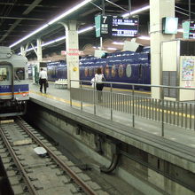 空港急行とラピート