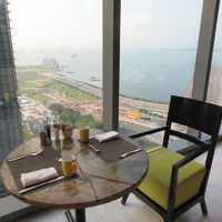 ホテルのラウンジ35階