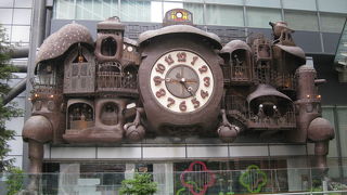 宮崎駿デザインの大時計