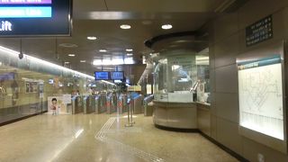 チャイナタウンに行く為に乗降した