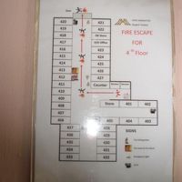ホテルの避難経路の確認は、大事です。バンコク全体の課題です。