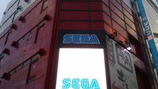 色々な懐かしいゲームから最新のとても高価そうなゲーム