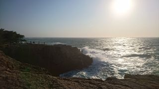 夕日スポットですが、常に強い風が吹いていました。