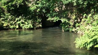 用水路のトンネル出口