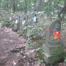 凄く静粛な気持ちになりますね