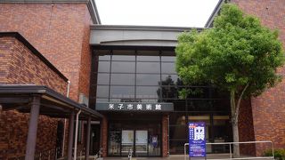 所蔵品もあるようでしたが、常設展示はなし