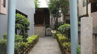 こじんまりした神社です