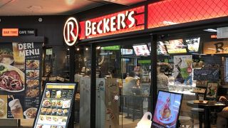 駅ナカのカフェ