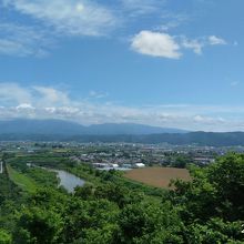 店内の窓からの風景