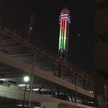 ライトアップしてますよ