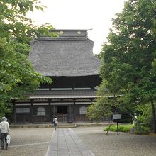 本堂（県指定有形文化財）