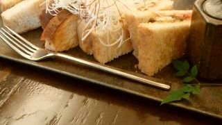 おいしい珈琲と季節のサンドイッチ