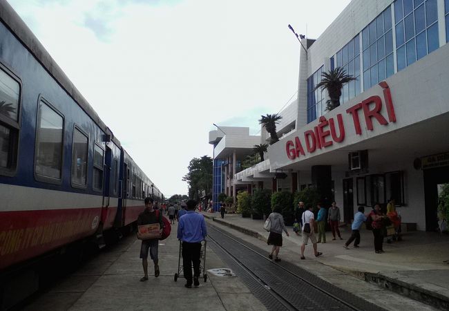 クイニョンへの乗り換え駅