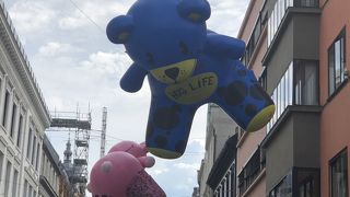 クマのバルーンがありました