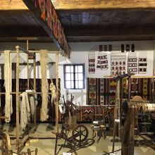 内部、織物の様子