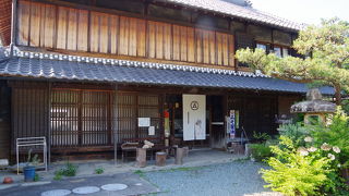 旅籠の跡など往時を偲ばす名残