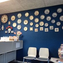 見学ツアーの受付は1Fで