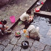 水に恵まれた麗江ならではの光景です