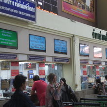 乗車券売り場です。コンピューターによる発券業務になっています