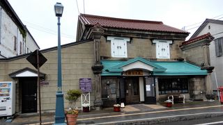 うだつの上がる商店