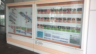 カフェは朝7:00から！