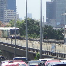 電車が止まって待つ単線の弊害が、解消されることが期待される。