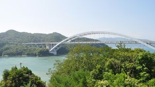 かわいらしい橋