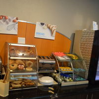 朝食は，もう一つです