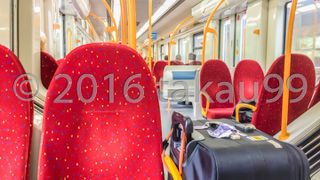 車内は清掃も行き届いていてそこそこ快適に移動できました。