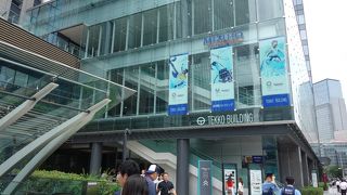 東京駅に隣接の商業施設