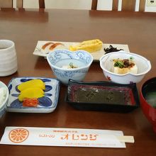 朝食もいたって普通