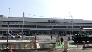 約50年ぶりの大規模改修中です