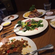 美味しい料理が揃いました