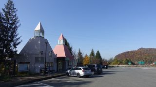 トイレと自販機しかなく寂しい