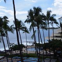 パーシャルオーシャンビュー　プールと海が見えます