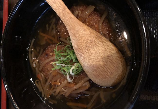 あんかけ豆腐コロッケがおいしかったです。