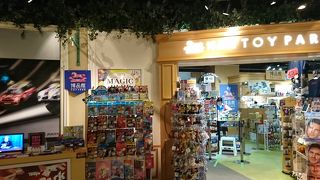 おみやげ探しには不向きだった