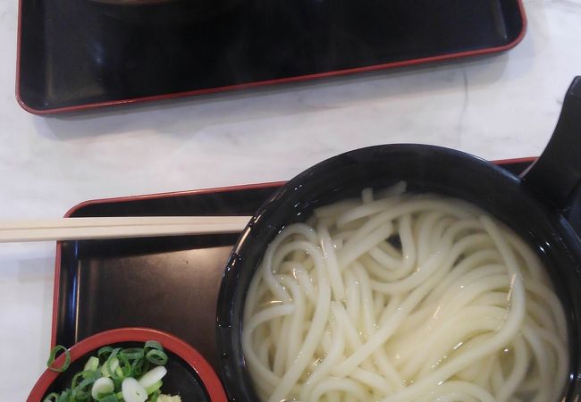 真っ白のうどん