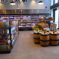 1階のショップ　何でも揃っています