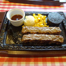 炭火焼 情熱ハンバーグ