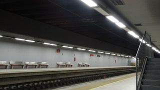 サン ベルナルド駅