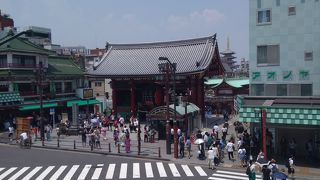 浅草で一番有名な観光アトラクションの一つ