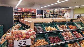 英国はスーパーが面白い