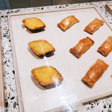 ココナッツエッグタルト。