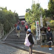 知多四国第１２番札所のお寺です。