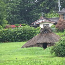 復元住居もある井戸尻遺跡